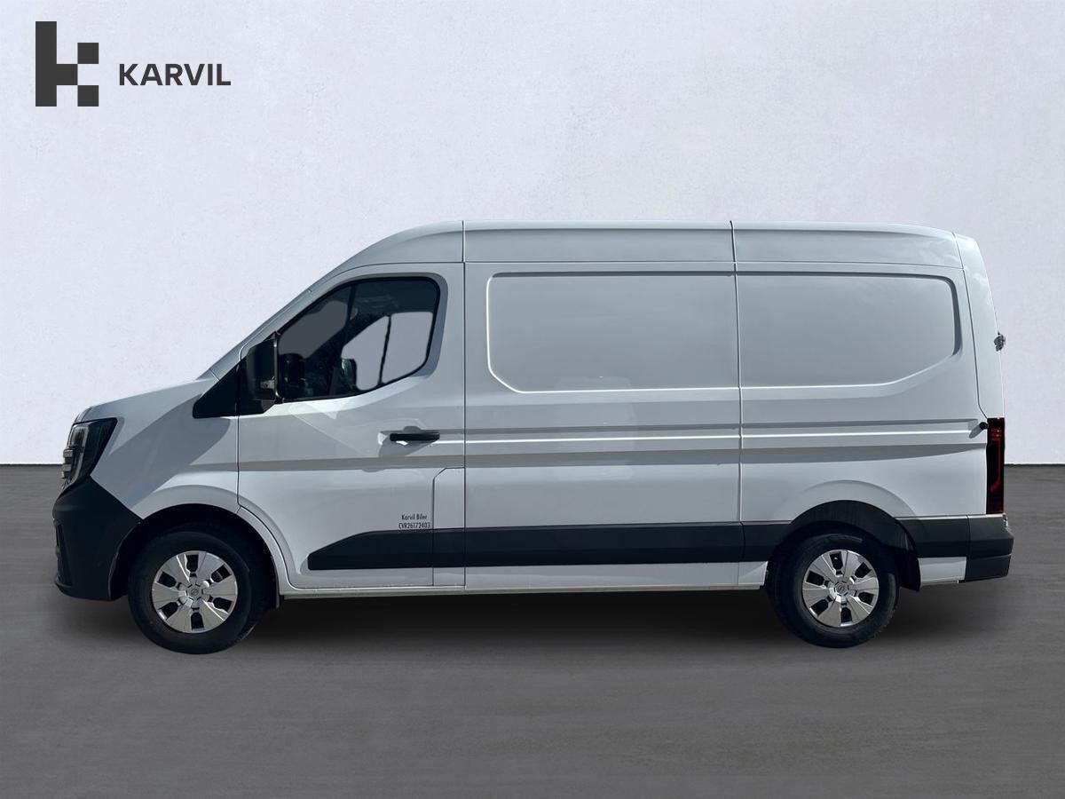 Hvid Nissan Interstar fra 2024