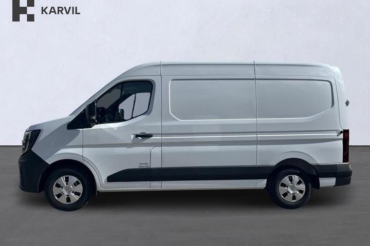 Hvid Nissan Interstar fra 2024