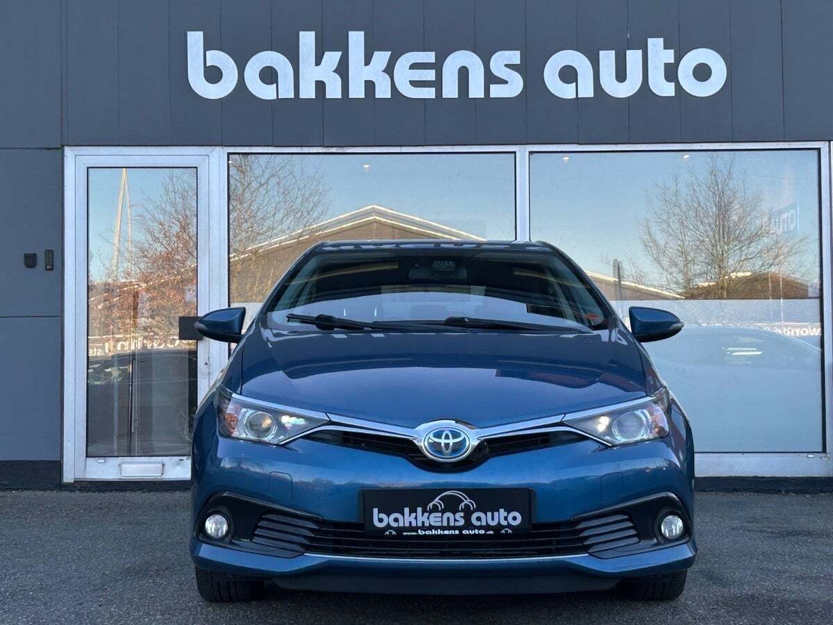 Toyota Auris 1,8 Hybrid H2 CVT