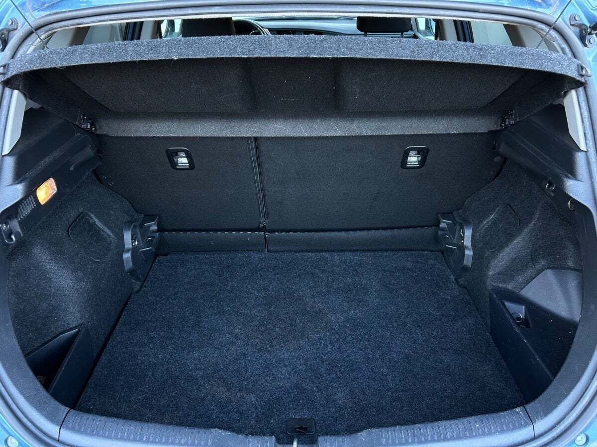 undefined Toyota Auris fra 2016