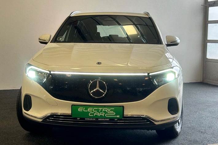 Hvid Mercedes EQA250+ fra 2024