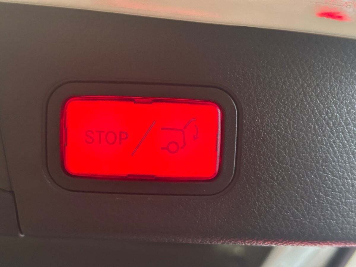 Hvid Mercedes EQA250+ fra 2024