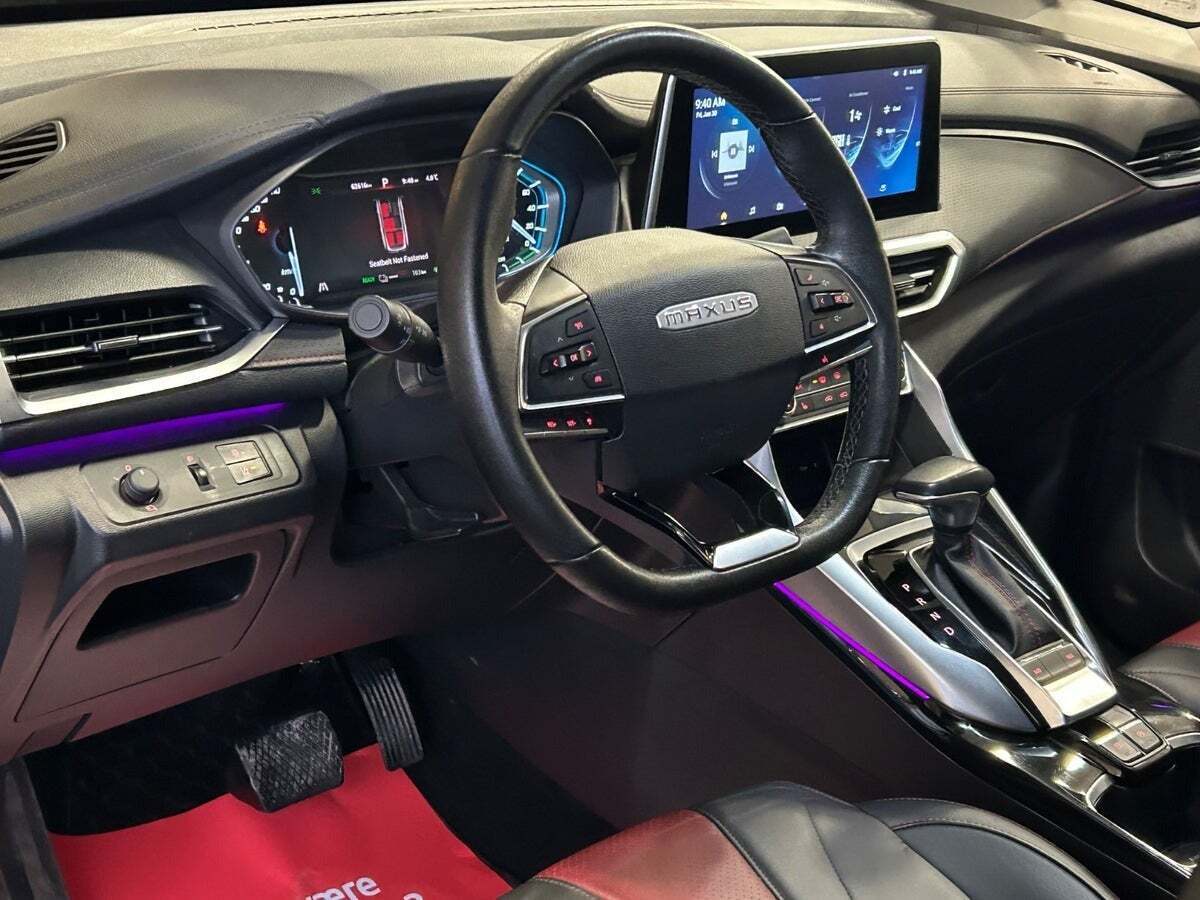 Grå Maxus Euniq5 fra 2020