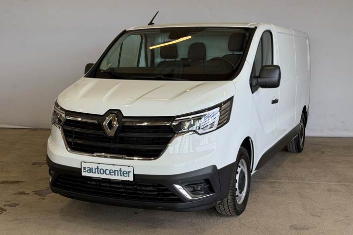 Hvid Renault Trafic fra 2023