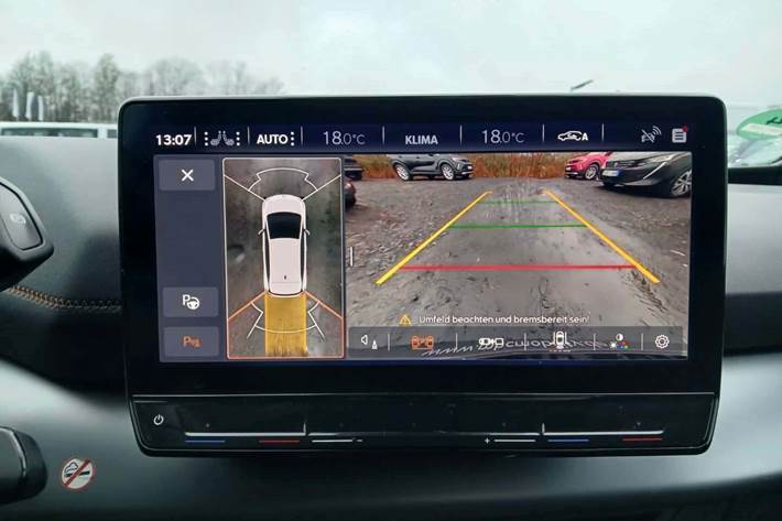 Hvid Cupra Born fra 2023