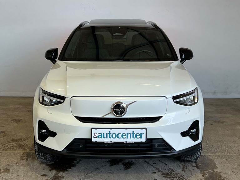 Volvo XC40 ReCharge Extended Range Ultra Dark