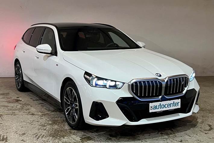Hvid BMW i5 fra 2025
