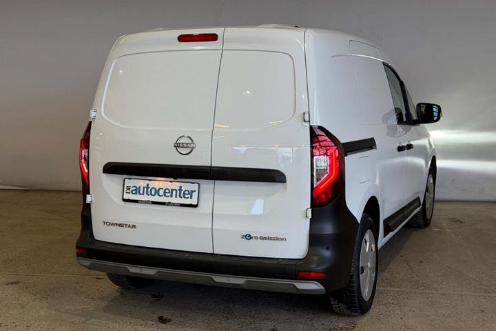 Hvid Nissan Townstar fra 2023