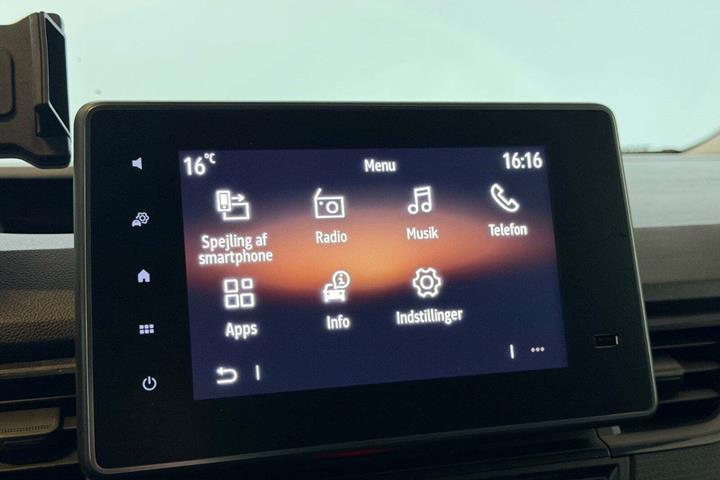 Hvid Nissan Townstar fra 2023