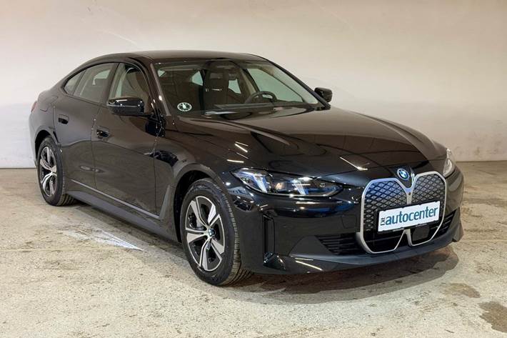 Sort BMW i4 fra 2025