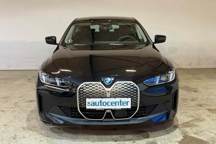 Sort BMW i4 fra 2025