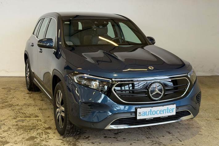 Blå Mercedes EQB250+ fra 2023