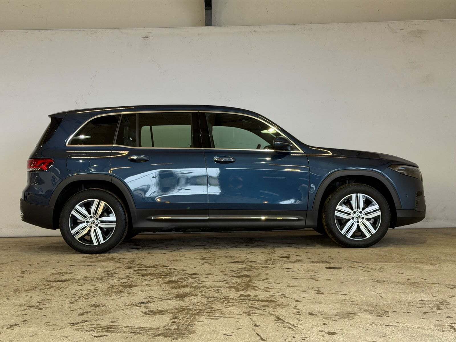 Mercedes EQB250+ Electric Art 7prs