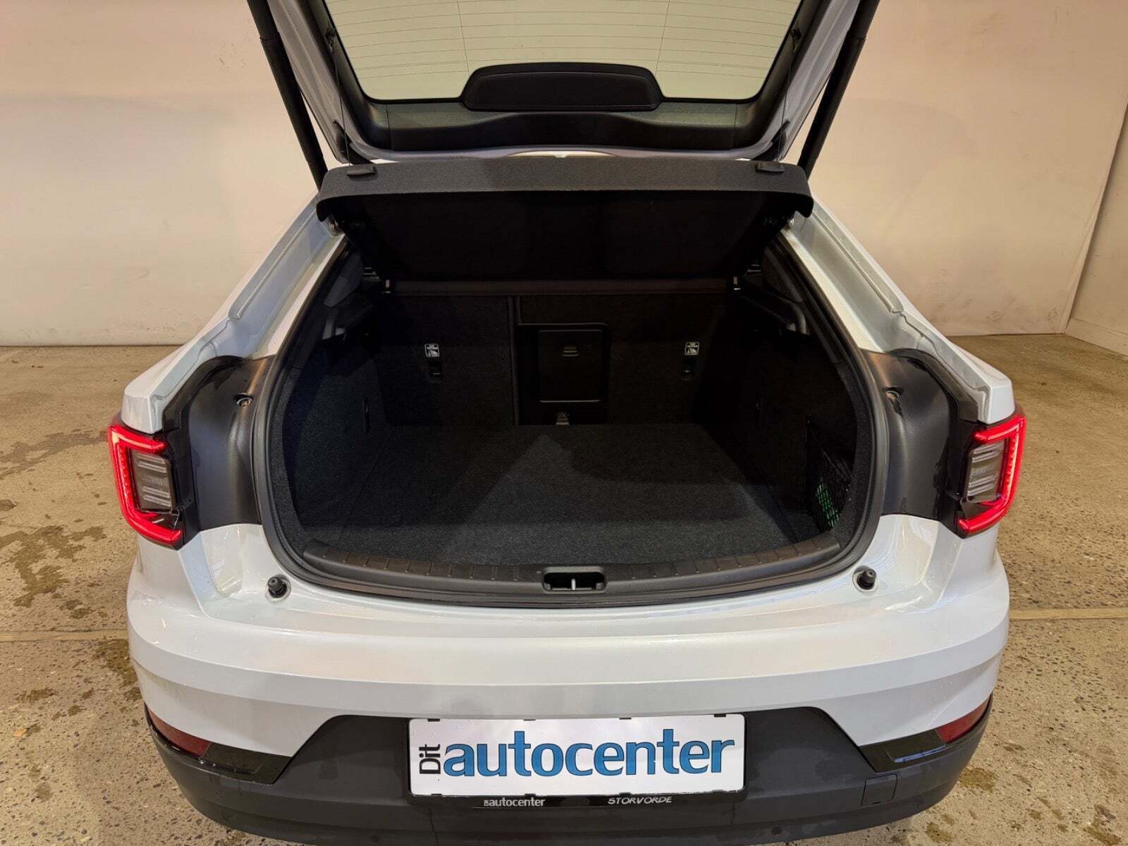 Hvid Polestar 2 fra 2024