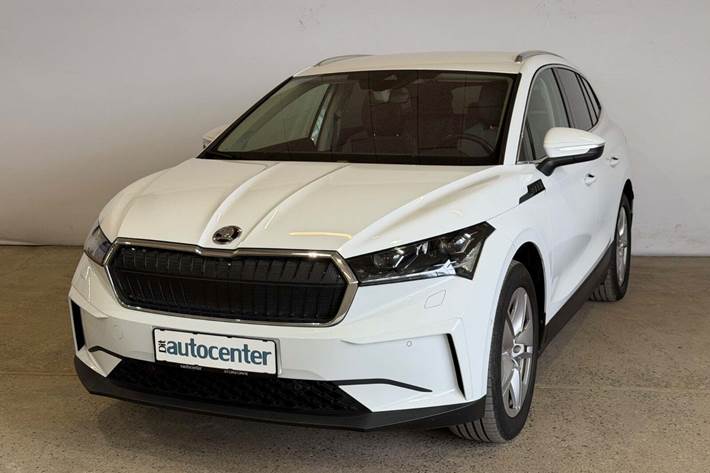 Hvid Skoda Enyaq fra 2022