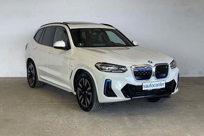 Hvid BMW iX3 fra 2022