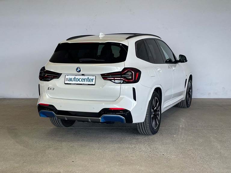 BMW iX3 Charged M-Sport