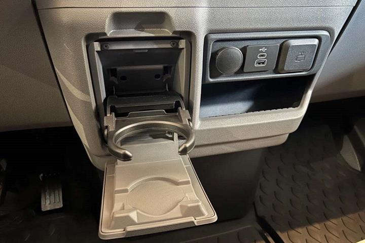 Hvid VW e-Transporter fra 2025