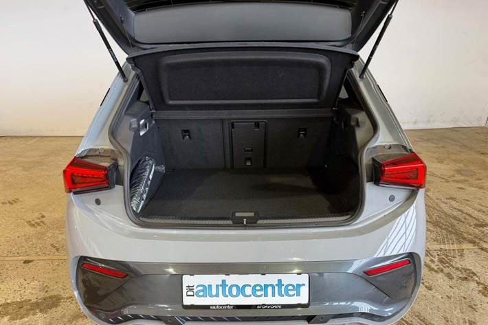 Grå Cupra Born fra 2024