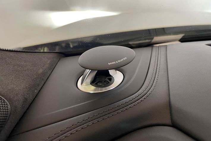 Hvid Audi Q7 fra 2018