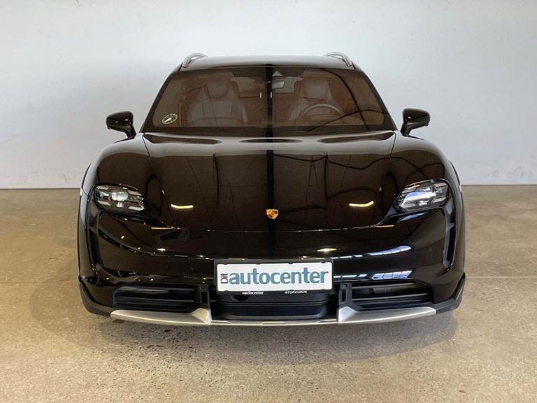 Porsche Taycan Turbo Performance+ Cross Turismo