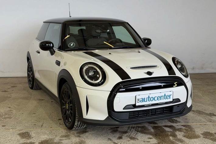 Hvid Mini Cooper SE fra 2024