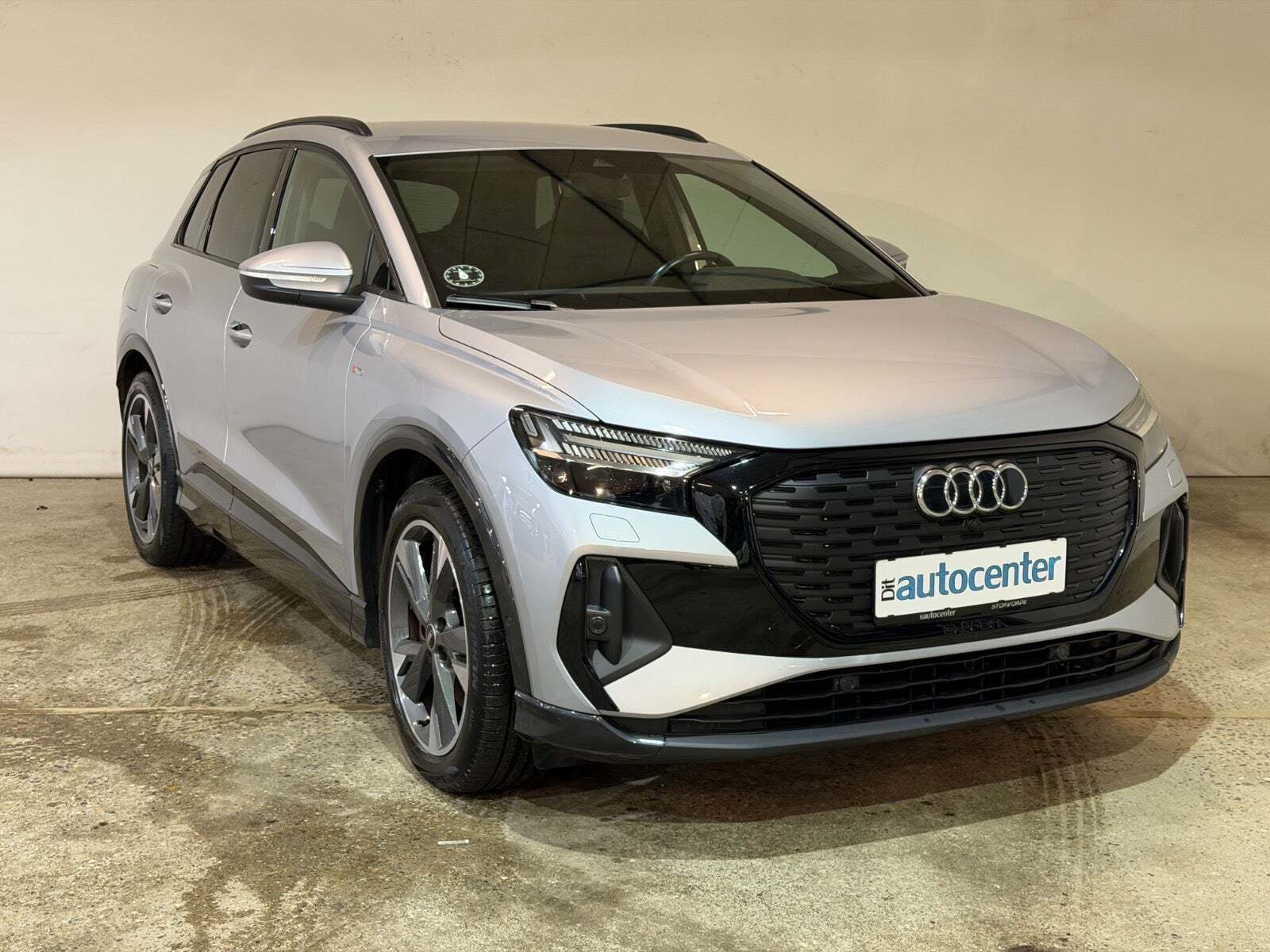 Audi Q4 e-tron 40 S-line