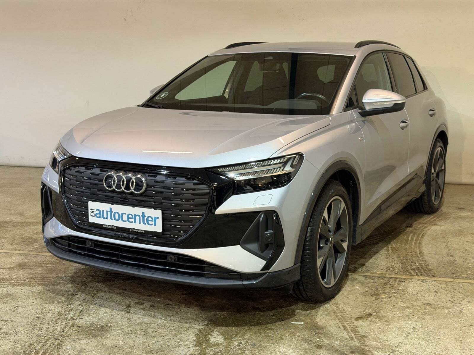 Audi Q4 e-tron 40 S-line