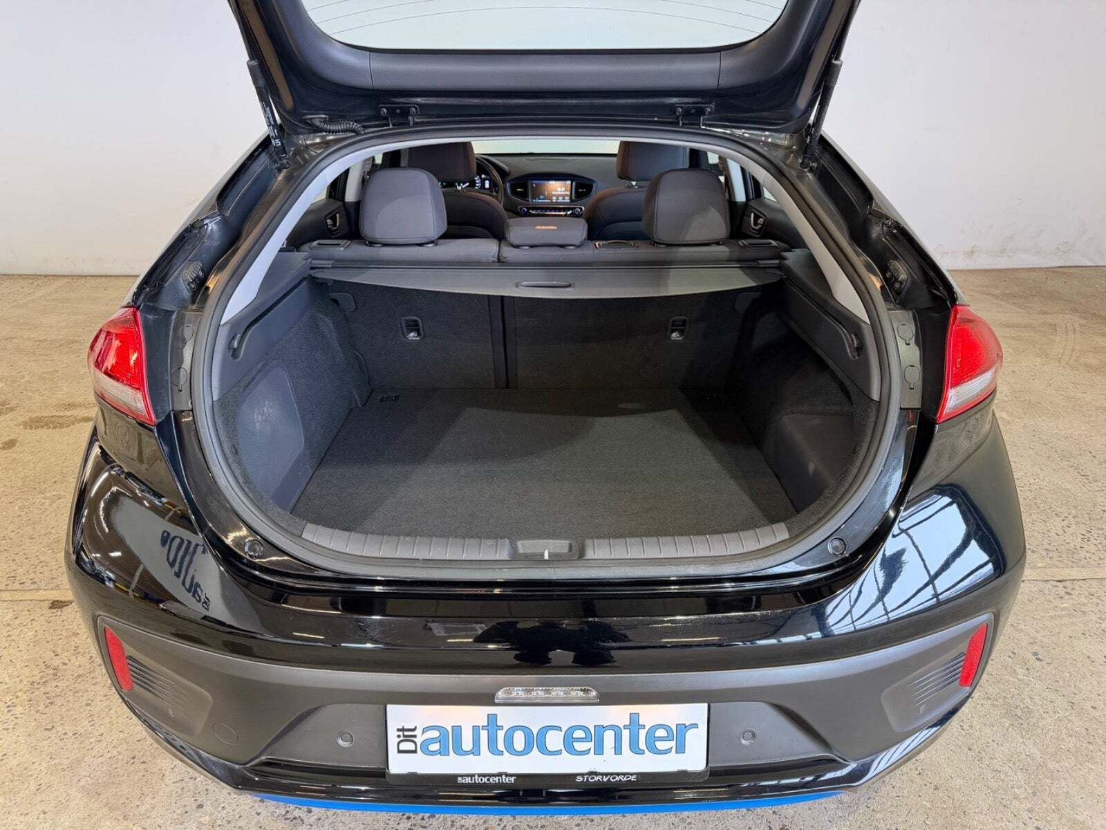 Sort Hyundai Ioniq fra 2020