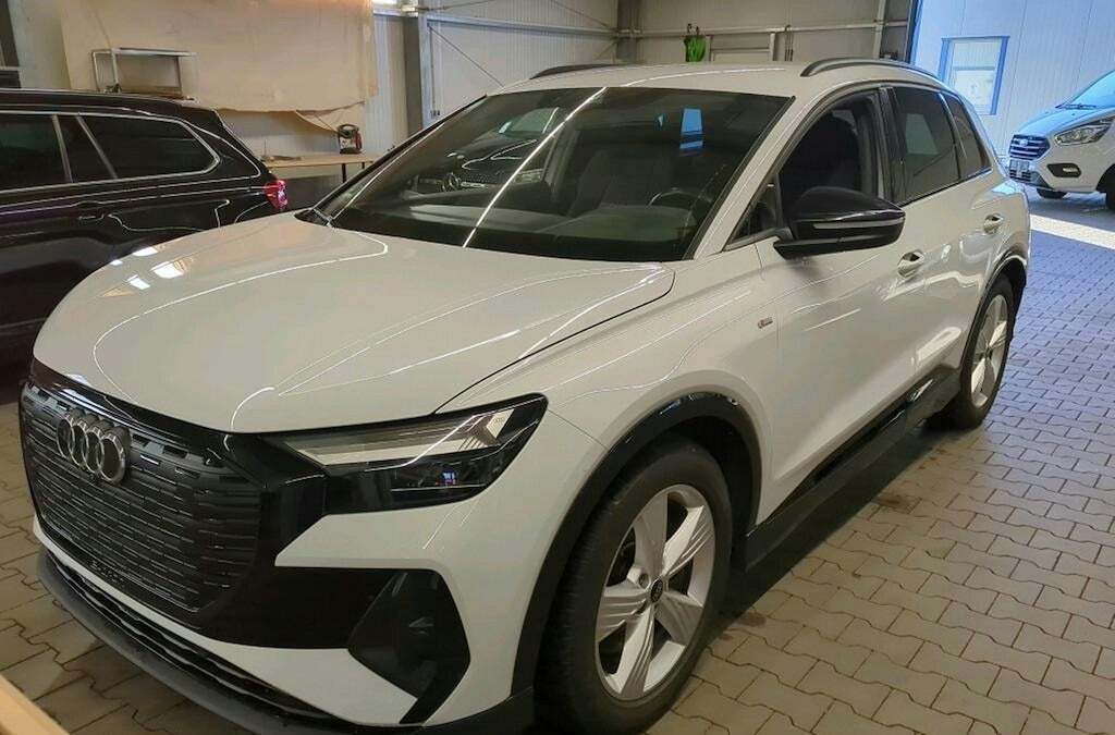 Audi Q4 e-tron 40 S-line
