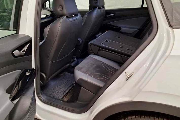 Hvid VW ID.4 fra 2023