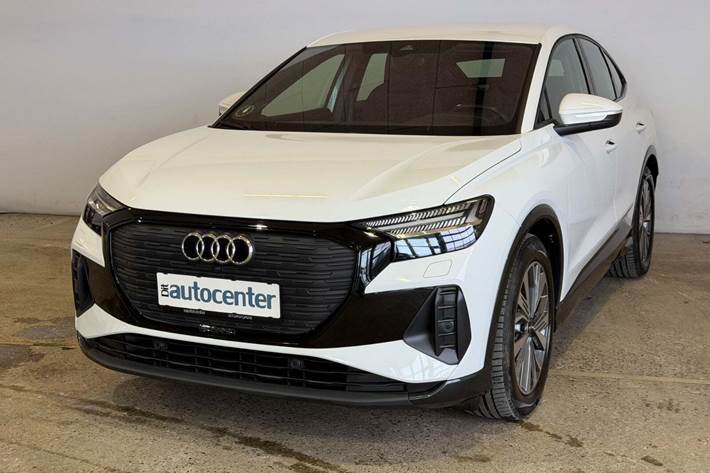 Hvid Audi Q4 e-tron fra 2023