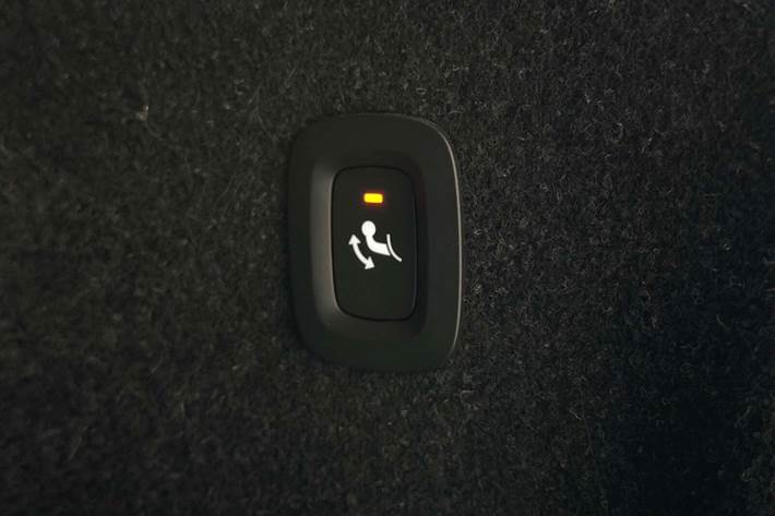 Sort Volvo XC40 fra 2023