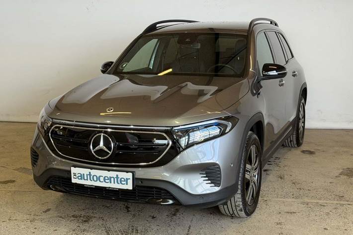 Grå Mercedes EQB250 fra 2023