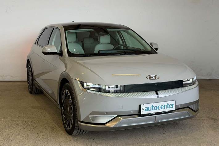 Grå Hyundai Ioniq 5 fra 2023