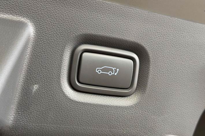 Grå Hyundai Ioniq 5 fra 2023