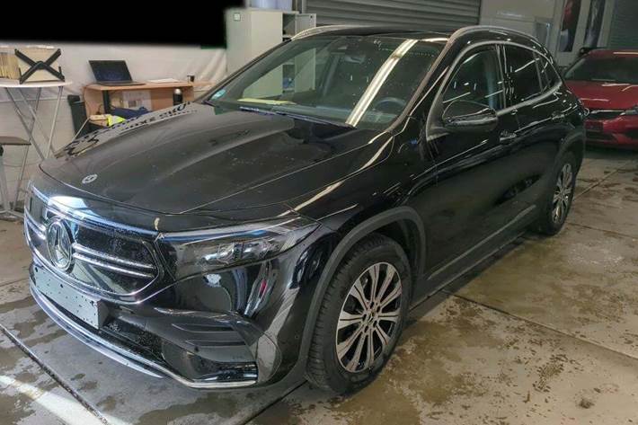 Sort Mercedes EQA250 fra 2023