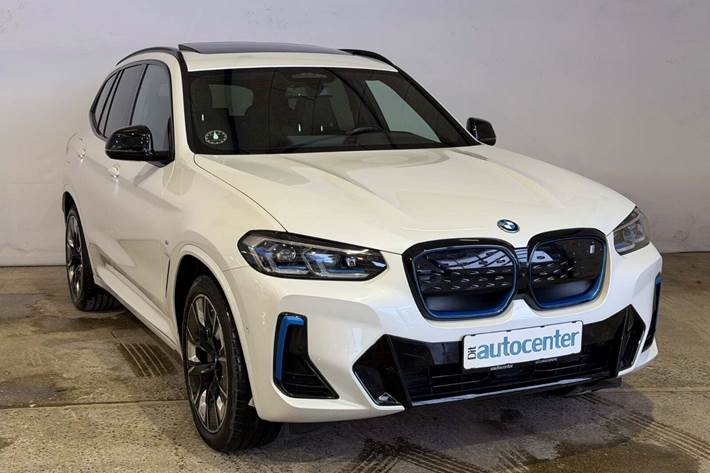 Hvid BMW iX3 fra 2023