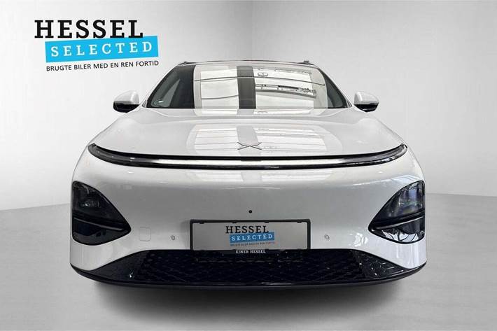 Hvid Xpeng G6 fra 2025