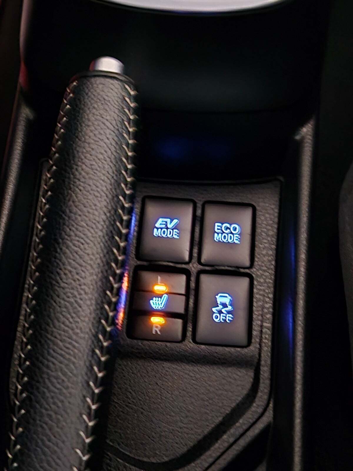 Sølv Toyota Yaris fra 2019