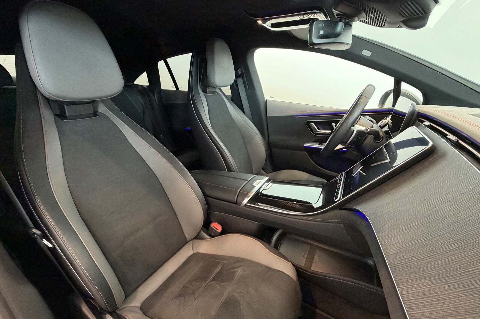 Mercedes EQE350+ AMG Line