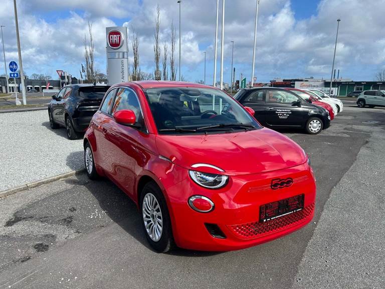 Fiat 500e 42 (RED)
