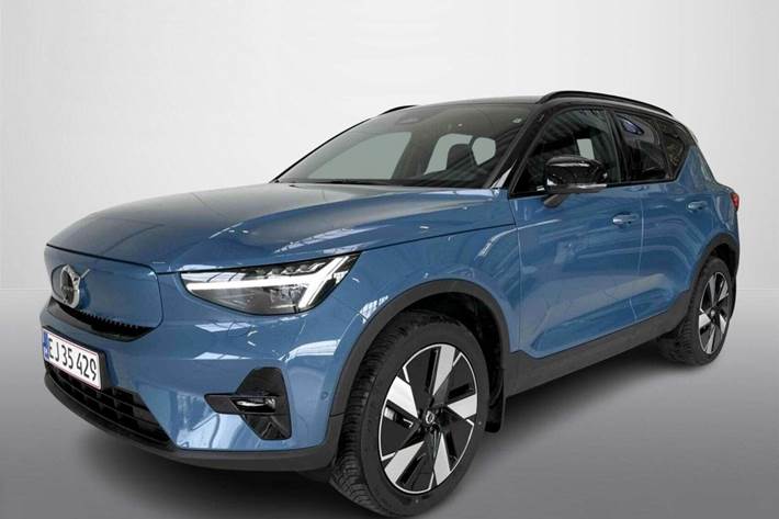 Beige Volvo EX40 fra 2025