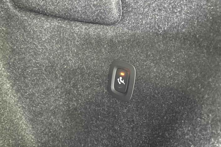 Beige Volvo EX40 fra 2025