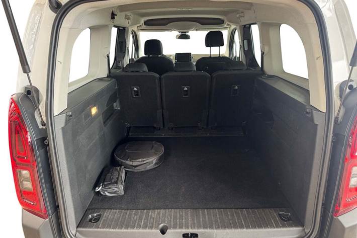 Hvid Citroën ë-Berlingo fra 2022