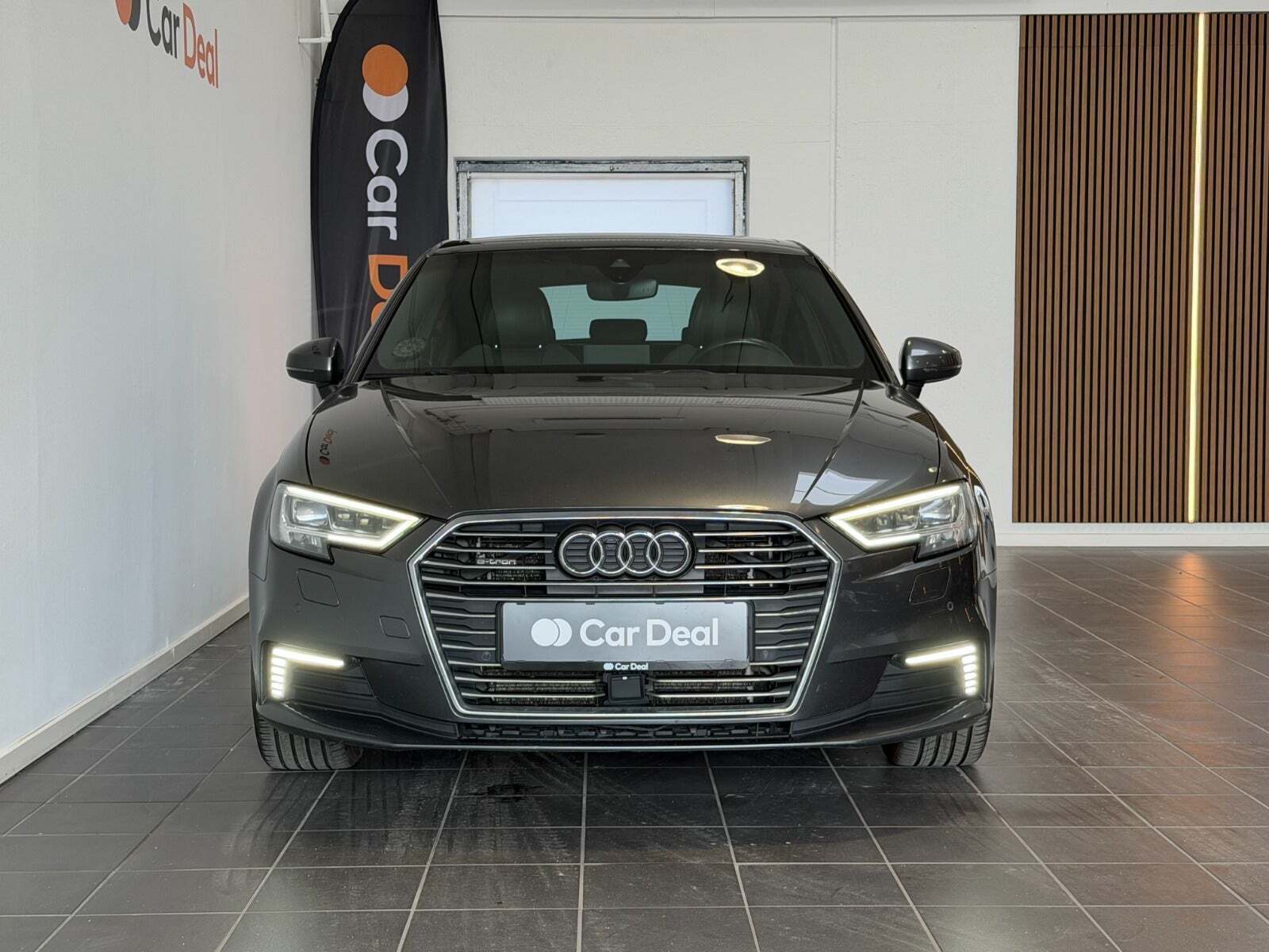 Audi A3 1,4 e-tron S-line Sportback S-tr.