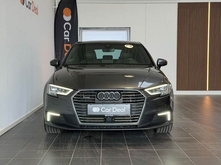 Audi A3 1,4 e-tron S-line Sportback S-tr.