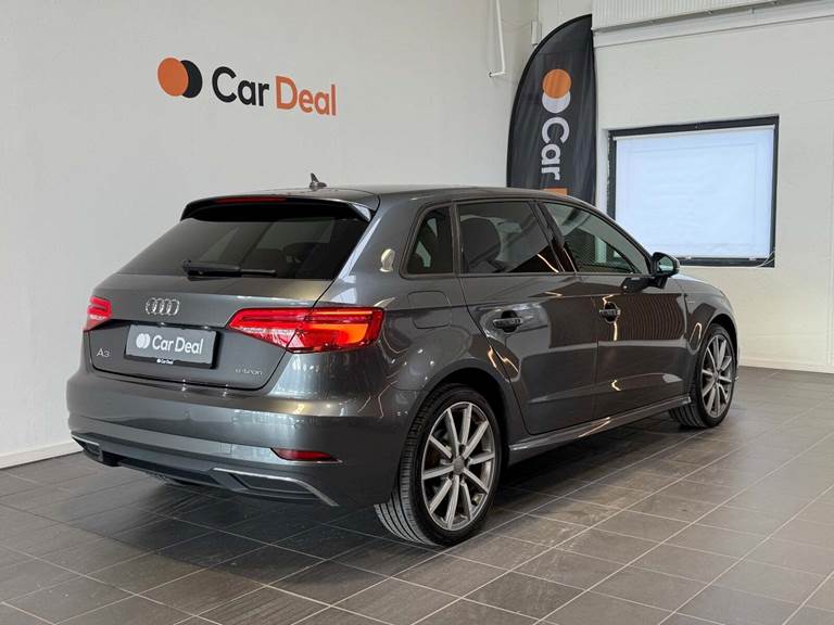 Audi A3 1,4 e-tron S-line Sportback S-tr.