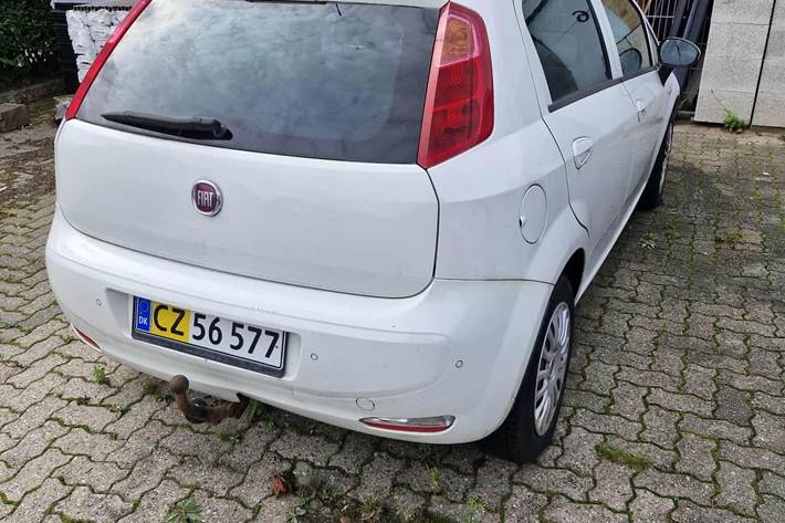 Hvid Fiat Punto fra 2017
