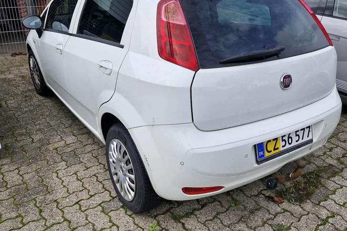 Hvid Fiat Punto fra 2017